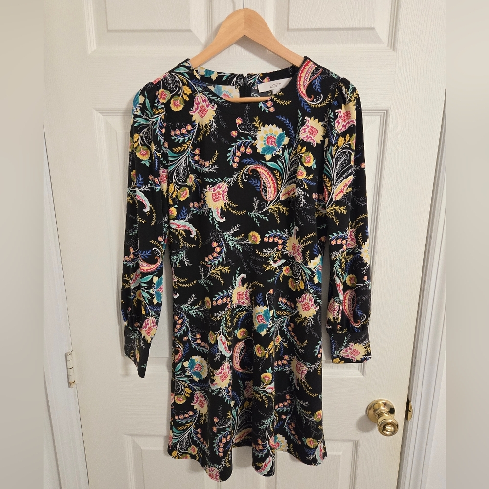 LOFT Black With Pink Blue Floral Paisley Dress Fit And Flare Long Sleeves Size 4